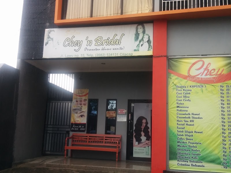 Rahasia Kulit Bersih & Sehat di Cilacap: Queen Salon 2 Hadir untuk Anda